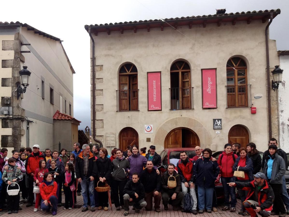 Alberjerte Hostel El Torno  Εξωτερικό φωτογραφία
